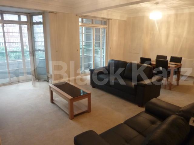 			NEW INSTRUCTION!, 2 Bedroom, 1 bath, 1 reception Flat			 Dorset House, MARYLEBONE 